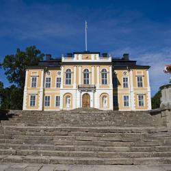 Märsta 11 hotels