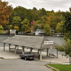 Port Carling 17 hotels with parking
