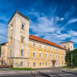 Žiar nad Hronom 3 hotels with parking