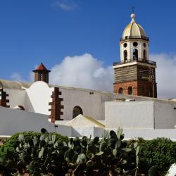 Famara 126 cheap hotels