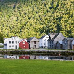 Lærdalsøyri 10 hotel