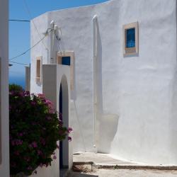 Aroniadika 8 hotels