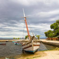 Caravelas 35 hotels