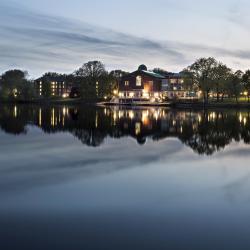 De Pere 14 hotels