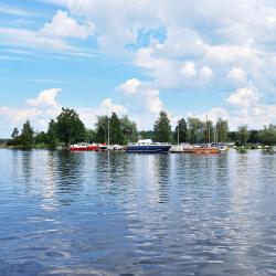 Pietarsaari 32 hotels with parking
