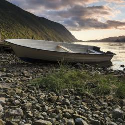 &Oslash;sthusvik 3 hotels with parking