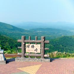 南富良野 4家带停车场的酒店