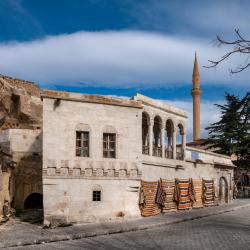 Mustafapaşa 6家带停车场的酒店