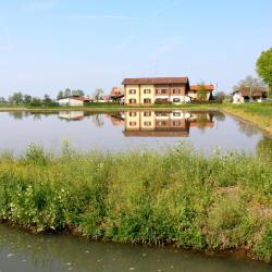 Gropello Cairoli 3 cheap hotels