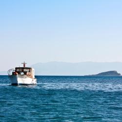 Almyrida 95 hotels with parking