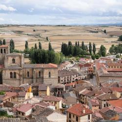 Peñaranda de Duero 4 hotell med parkering