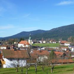 Arnbruck 3 guest houses