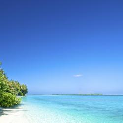 Maamigili 18 hotels