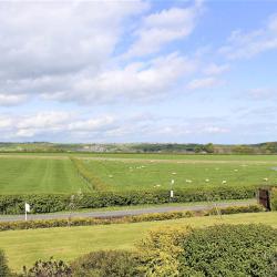 Crook 3&nbsp;boenden med sj&auml;lvhush&aring;ll