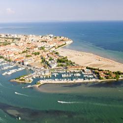 Lido 9 hotels with parking