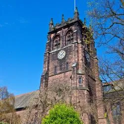 Woolton 8 hotels