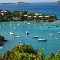 Saint John 3 hotels with parking