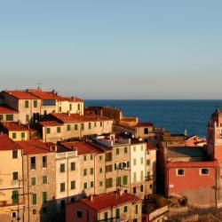 Tellaro 54 hotels