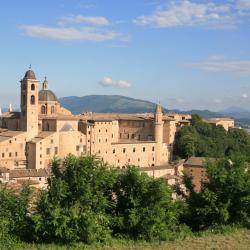 Urbino 72 holiday rentals