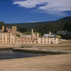 Port Arthur 8 of the villas