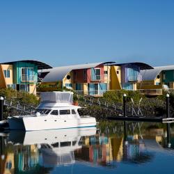 Yeppoon 3 motels