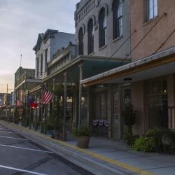 Cuero 8 hotels