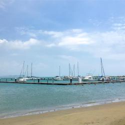 Puerto Colombia 14 beach rentals