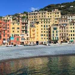 Camogli 3 hotels with jacuzzis