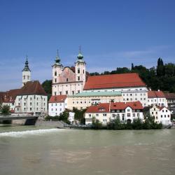 Steyr 5 four-star hotels