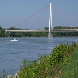 Bad Deutsch Altenburg 3 hotels with parking