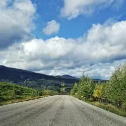 Tumbler Ridge 2 hotels