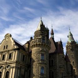 Moszna 5 hotels with parking