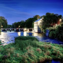 Manotick 1 hotel