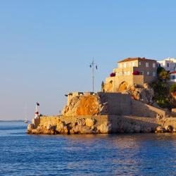 Hydra 20 beach hotels