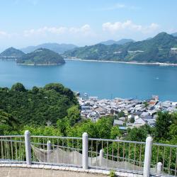 Kure 20 hotels with parking