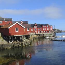 Å 8 hotels
