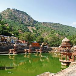 Alwar 9 4-star hotels