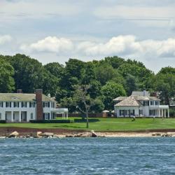 Shelter Island 3 hotels