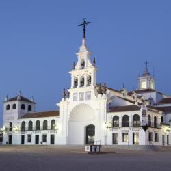 El Rocío 35 hotels with parking