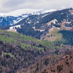 Montézillon 3 parkimisega hotelli