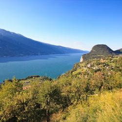 Tremosine Sul Garda 230 hotels with parking