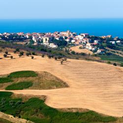 Roseto degli Abruzzi 3 Hotels mit Whirlpools