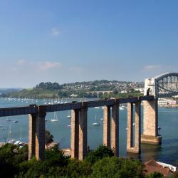 Saltash 52 hotels