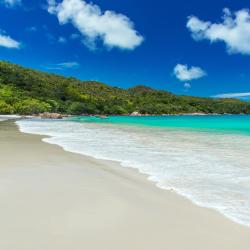 Grand'Anse 3 hotels with parking