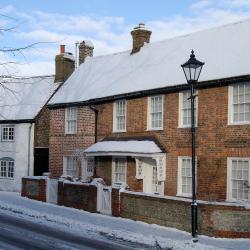Haywards Heath 8 family hotels