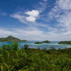 Round Island ホテル1軒