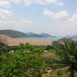 Akosombo 3 hotels with parking