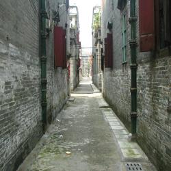 Jiangmen 25 hotels with parking