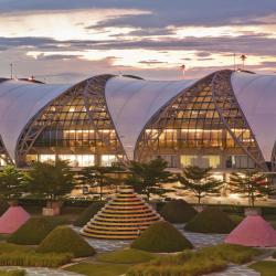 Bang Phli 9 hotels with parking