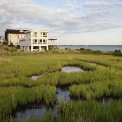 Hampton Bays 38 hotels